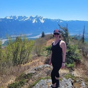 Meet your Posher, Danielle